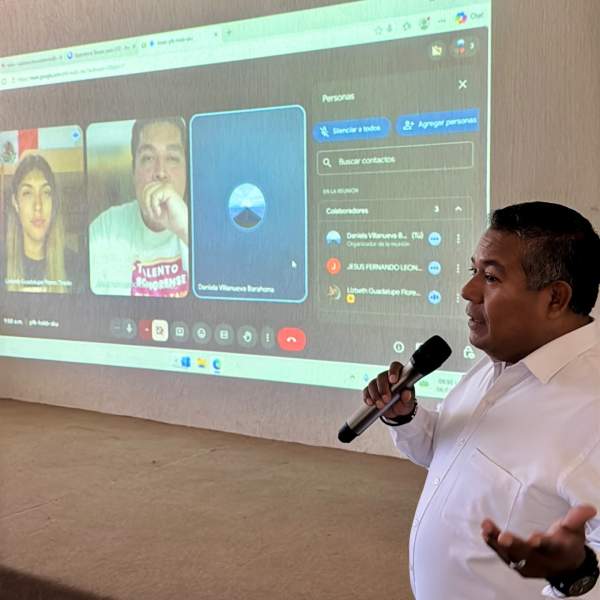 Platica con Estudiantes de Movilidad 